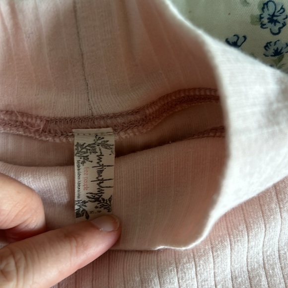 Free People Light Pink Long Sleeve - Picture 4 of 4